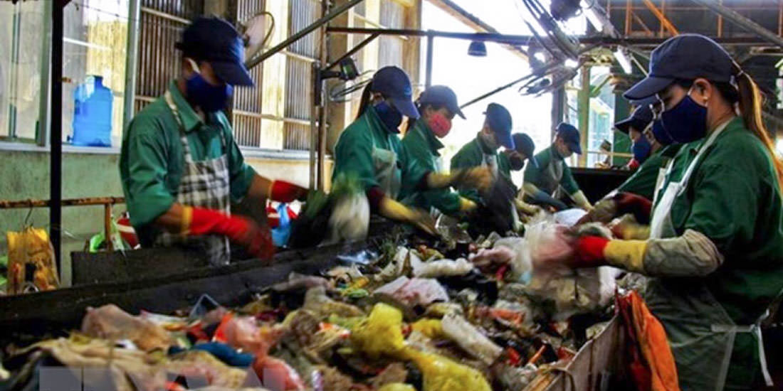 Phát triển công nghệ tái chế, xử lý rác thải nhựa, đẩy mạnh nghiên cứu ứng dụng vật liệu mới Phát triển công nghệ tái chế, xử lý rác thải nhựa, đẩy mạnh nghiên cứu ứng dụng vật liệu mới